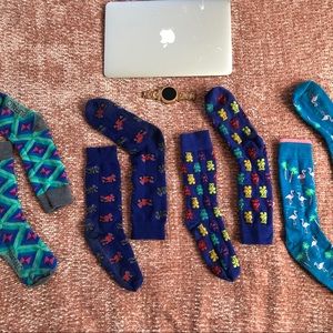 THE COLORFUL & Playful Pairs Of Socks